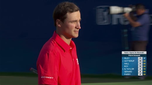 Adrien Dumont de Chassart holes out 12-foot eagle putt at Sony Open