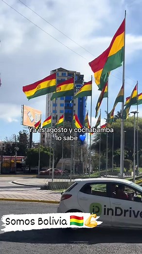 Cochabamba rinde homenaje a Bolivia🇧🇴 | Somos Bolivia