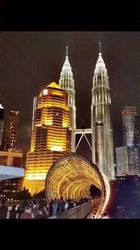 Petronas Twin Towers | Saloma Bridge | Kuala Lumpur