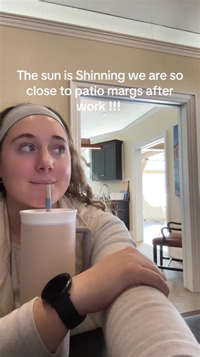 It’s basically #patioseason 🍹right ?? #springiscoming #officehumor #corporatelife #relatable