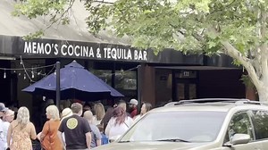 Memo's Cocina & Tequila Bar might be a little busy for lunch, today! 😂 Downtown Turlock has been busy lately as the weather is warming up and many of the restaurants have patios. This corner, Main Broadway, also added 2 new eateries this last year…. Commonwealth Turlock and Cuts Steakhouse. Then the block also is home to First and Main Turlock, Café Rome, Lisa’s Cookie Jar, The Udder Place, Cru bar, and Xhale Hookah Lounge. Ju Ju Thai Cuisine, 10 EAST Kitchen & Tap House, Taqueria La Primera, a