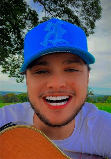 Deu sede aí tbm? 🥵🍻 #moda #caioborda #hugoeguilherme #acustico #cover