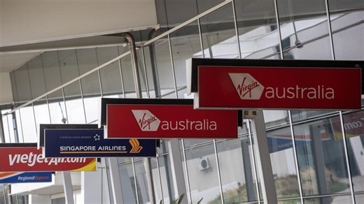 Airports in chaos as shutdown grounds flights in 40 major cities