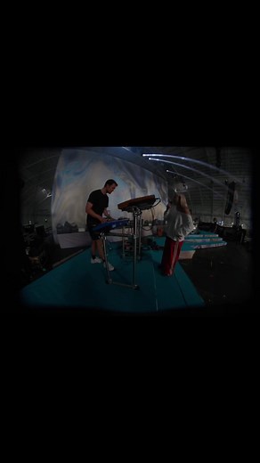 Acoustic Performance of 'Kiss Me Better' at Soundcheck