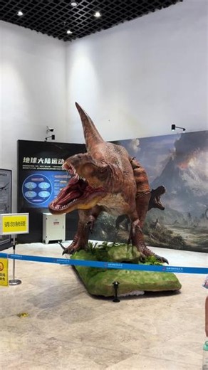 科技馆的恐龙这么逼真了吗 #恐龙模型 #恐龙科普探秘 #恐龍展 #恐龙到底有多大 #古生物