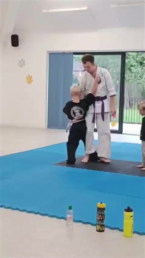 5.8K views · 22 reactions | 屢퐈퐬퐡퐢퐧 퐑퐲퐮 퐉퐮 퐉퐢퐭퐬퐮 – 퐂퐚퐫퐛퐫퐨퐨퐤퐞!屢 With...