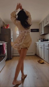 Let’s Dance ❤️🙌💃🏻 The Jacksons ~Shake your body #1979 #the70s #70srock #70splaylist #70sbaby #70smusic | Heather Watts