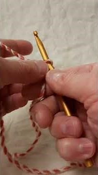 Wanderlust Crochet Scarf Tutorial (Foundation Chain)