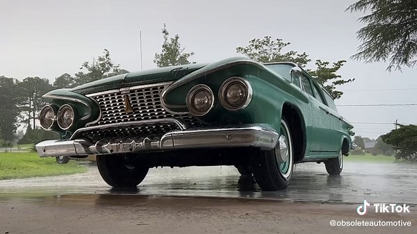 1961 Plymouth and Rain.#plymouth #MoPar #1960s #1961Plymouth #PlymouthSuburban #obsoleteautomotive #classiccars #classiccar #usa #retro #rain #raindrops #vintage #vintagecars #1960s