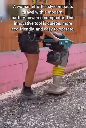 Compacting Gravel with a Battery-Operated Machine