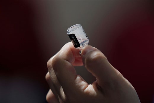 HHS slashes funding for mRNA vaccine development