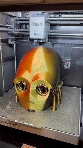 My C-3PO WIP is coming g out amazing even with failed supports 😅