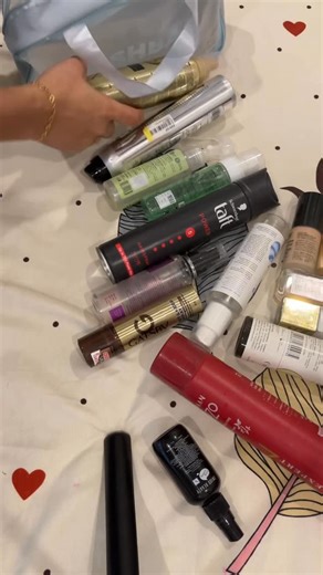 @_itz__art__ on Instagram: "Just makeup #makeup#makeuptutorial #makeup #makeover #partymakeover #justmakeup"