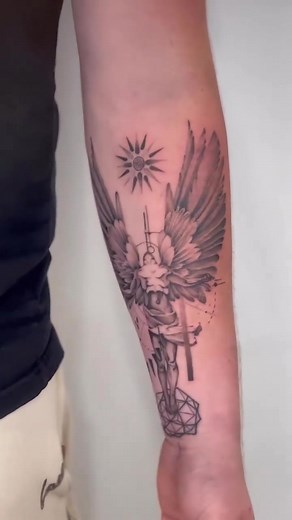 #ink #tattoo #latattoo #laink #ironink #ironinktattoo #tattoostudio #sorrymom #tattooinspiration #tattooideas #art #fyp #foryourpage #losangeles