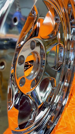 Chrome wheels with a flawless mirror finish — quality work by Pulido Plating.#PulidoPlating #foryoupage #viralvideo #Chrome #work
