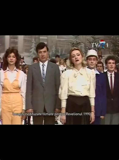 Revelionul 1990 vs 2026: O Comparatie Nostalgică