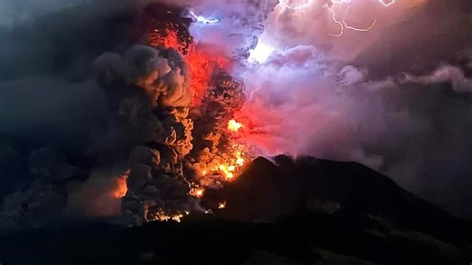 Tsunami alert after volcano in Indonesia erupts, thousands told to leave
