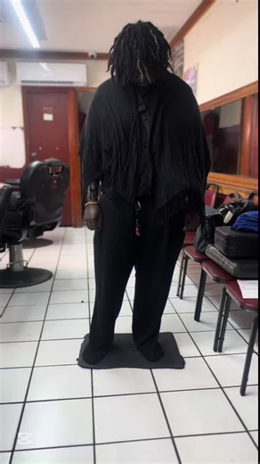 🧑🏿‍🎤💈😂. #barber #emo #firyoupage @.