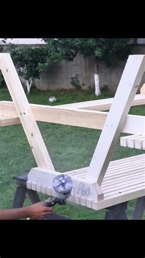 Woodworking Classic Picnic Table