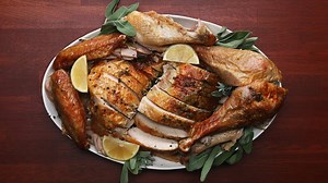 Everyone should know how to properly roast a turkey. These tips will make it a breeze! | Tasty Presents