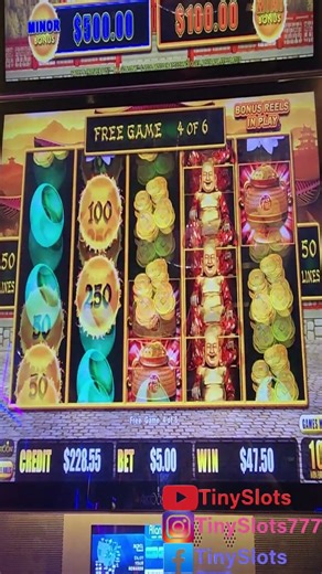 DRAGON LINK HOLD & SPIN 🎰 #slots #casino #gambling #bonus #slotbonus #casinogames #slotplay