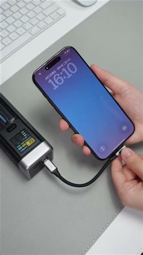 90 Degree USB4 V2.0 Cable