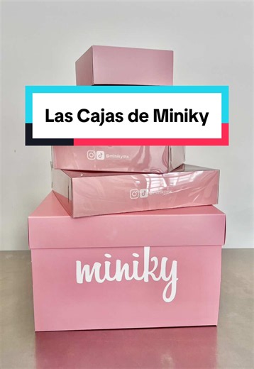 Me vuela la mente, como empecé con cajitas regulares para mis empaques y ahora tengo todo súper peraonalizado y en ROSA!!! 💖💖 . #unboxing #packaging #pastelespersonalizados #undiaconmigo #pasteleriacreativa