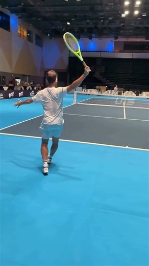 Richard Gasquet. On a tennis court. Playing a backhand. Silence. #tennis #utstour