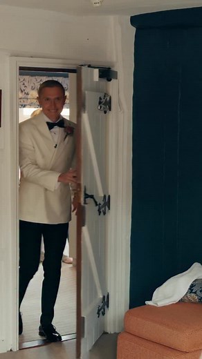 A special pre-ceremony first look… 💍🤍 #weddingvideography #weddingvideo #bride #weddingfilm | Flower In Hand Wedding Videography