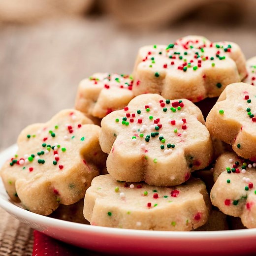 Butter Shortbread Cookies (3-Ingredients)