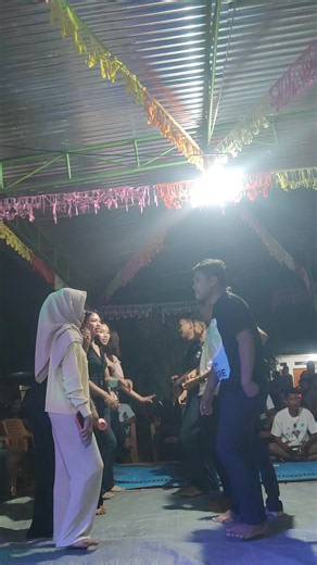 Tradisi Acara Bujang Gadis Desa Tanjung Raja