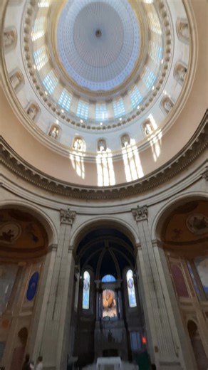LA FIERTÉ DE BOULOGNE SUR MER La basilique Notre Dame de Boulogne sur Mer : un incontournable à visiter pendant les Journées du Patrimoine ! #BoulogneSurMer #JournéesDuPatrimoine #BasiliqueNotreDame #Patrimoine #Histoire #Architecture #Découverte #Incontournable #fblifestyle Ville de Boulogne-sur-Mer Musée de Boulogne sur Mer | Runningcotedopale