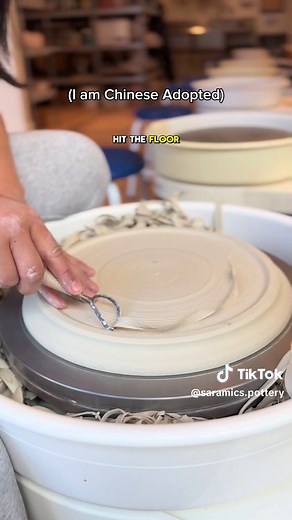 Protip: respect your writing tutor #fyp #pottery #art