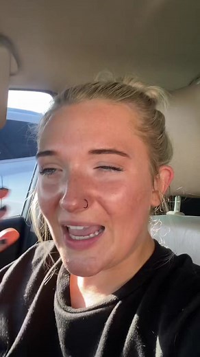 can we pls normalize gaining weight after going through something traumatic 🙃 #fyp #foryou #gym #fittok #storytime #weightgain #imback #workout