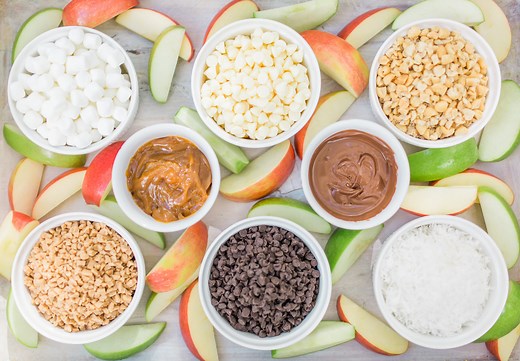 How to Make a DIY Caramel Apple Bar - Glitter, Inc.