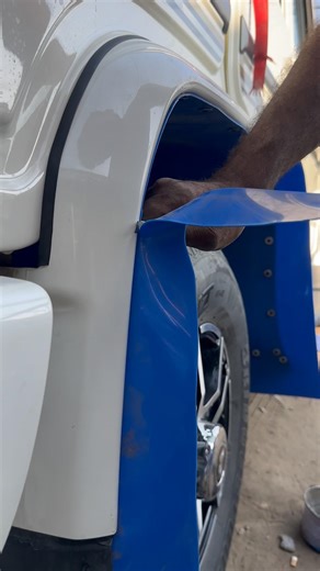 Bolero Highway fitting installation #automobile