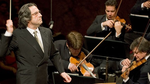 Hi-Res 里卡多·穆蒂执棒2009年柏林爱乐那不勒斯欧洲圣城音乐会 La forza del destino: Overture 威尔第