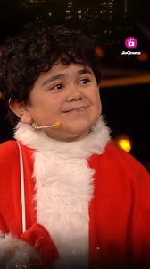 318K views · 13K reactions | Chote Santa aur Raveena Tandon ke saath Salman Khan ne dikhaya apne fun aur masti ka andaaz! Are you ready for more fun with this trio? Watch #WeekendKaVaar with Salman Khan, streaming free on #JioCinema and COLORS TV #BB17 #BiggBoss17 #BiggBoss17onJioCinema Salman Khan | Voot Select | Facebook