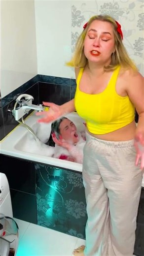 Unexpected Bathtub Surprise! 🤣