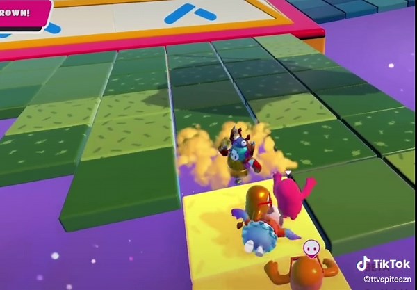 Fall Guys Season 2 Tip Toe Final Game Play Sneak Peak! #fallguys #fallguysmoments #fallguysclips #fallguysseason2 @I ❤ bball @indeliblyyy @Chacada