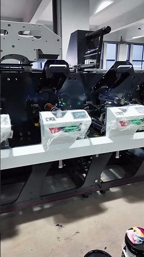 High-speed label printing machine 150–200 meters per minute