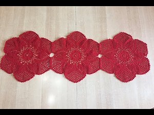 Crochet doily, tablecloth, and table runner tutorial @AlextitiaTutoCrochet