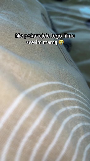 Nieznośny budzik: Jak nie denerwować synów 😔