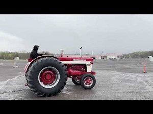 International 660 Diesel 2WD Tractor