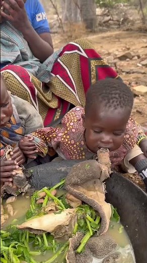 The daily life and diet of the Hazarbi tribe #africa
