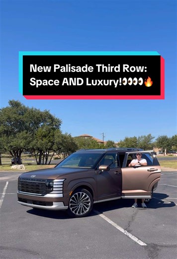 Experience the Spacious Third Row of the Hyundai Palisade