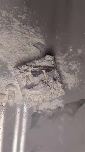 Cornstarch Uses with Gym Chalk for Smooth Grip