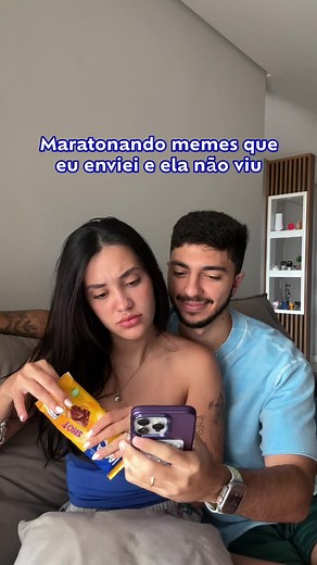 Alguém vai maratonar memes hoje? 😅