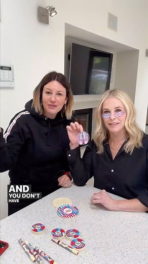 Chelsea Handler on Instagram: "Sharing my favorite products with @jamiemakeup."