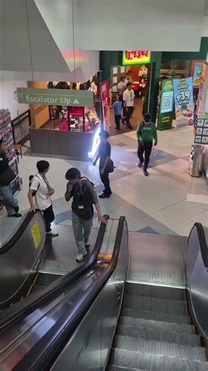 Exploring Market Market Bgc Manila Philippines 🇵🇭#bgc #marketmarket #manila #mall #nightlife #2026